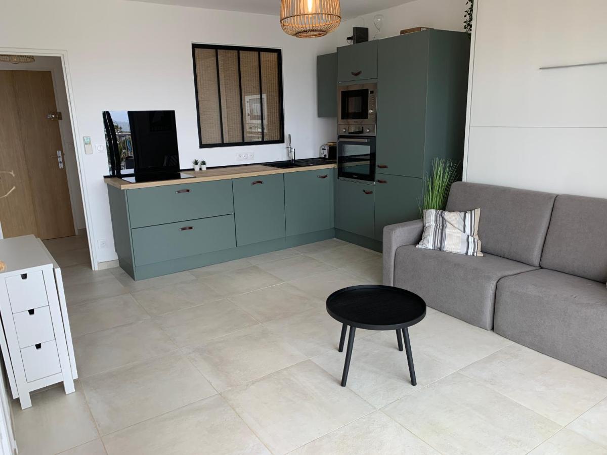 Vue Sur Les Iles D'Or Apartment Hyeres Exterior photo